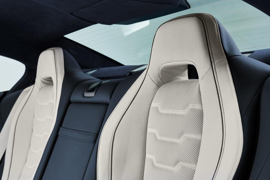 Детали интерьера BMW M850i xDrive Gran Coupe (G16) 2019 года  (WW) (фото 119 из 152)